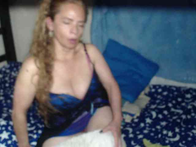 Monicatorres66 webcam