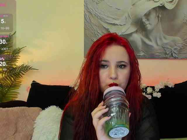 MikaSnake webcam