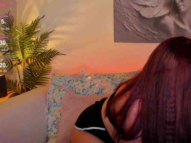 MikaSnake webcam