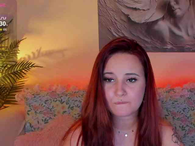 MikaSnake webcam