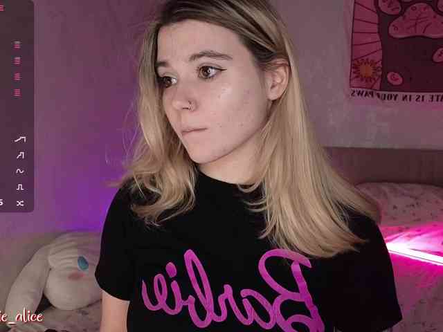 sex chat Alice-teaseee