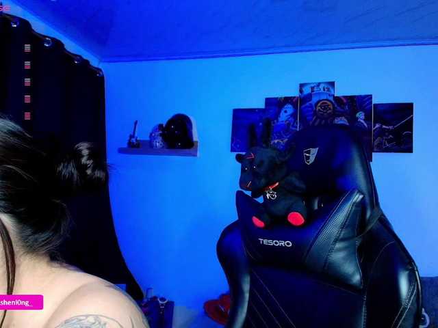 Nicorobin's BongaCams show and profile