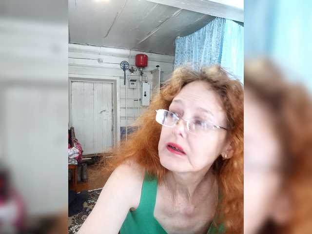 Madam-oss's BongaCams show and profile