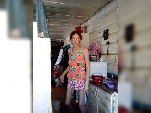 Madam-oss's BongaCams show and profile