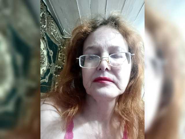 Madam-oss's BongaCams show and profile