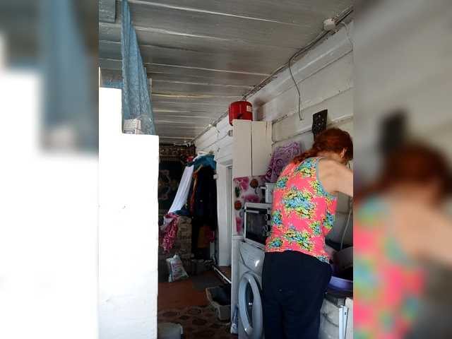 Madam-oss's BongaCams show and profile