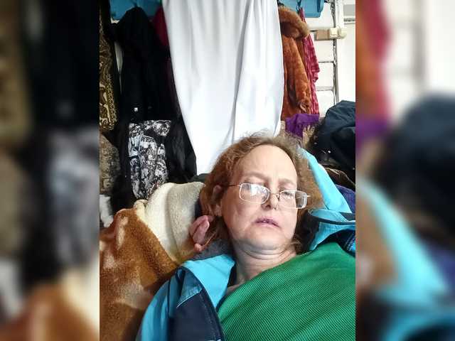 Madam-oss's BongaCams show and profile