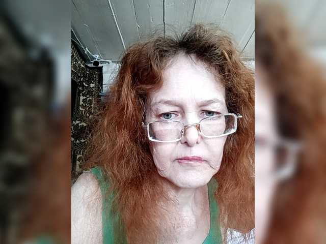 Madam-oss's BongaCams show and profile