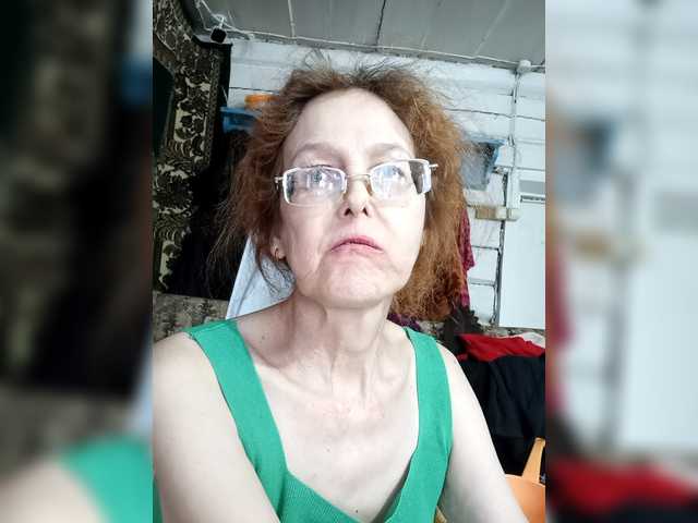 Madam-oss's BongaCams show and profile