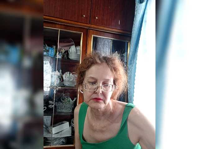 Madam-oss's BongaCams show and profile