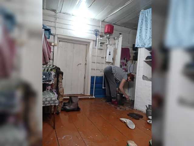 Madam-oss's BongaCams show and profile