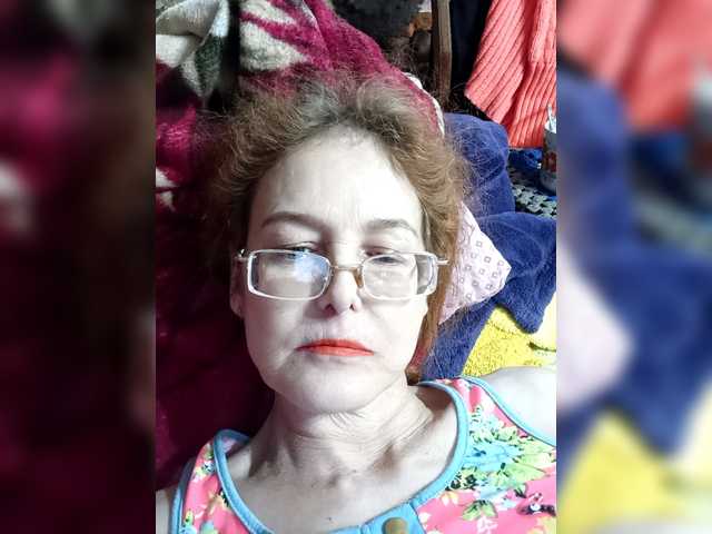 Madam-oss's BongaCams show and profile