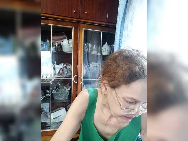 Madam-oss's BongaCams show and profile