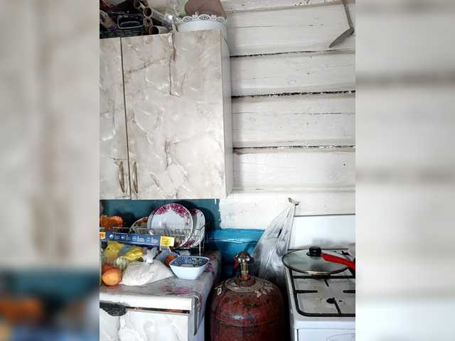 Madam-oss's BongaCams show and profile