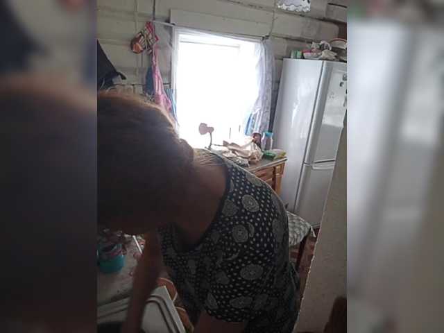 Madam-oss's BongaCams show and profile