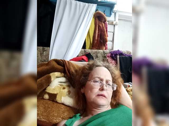 Madam-oss's BongaCams show and profile