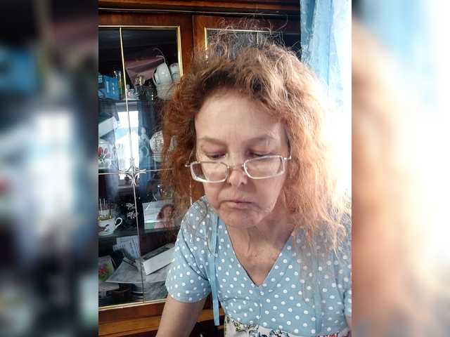 Madam-oss's BongaCams show and profile