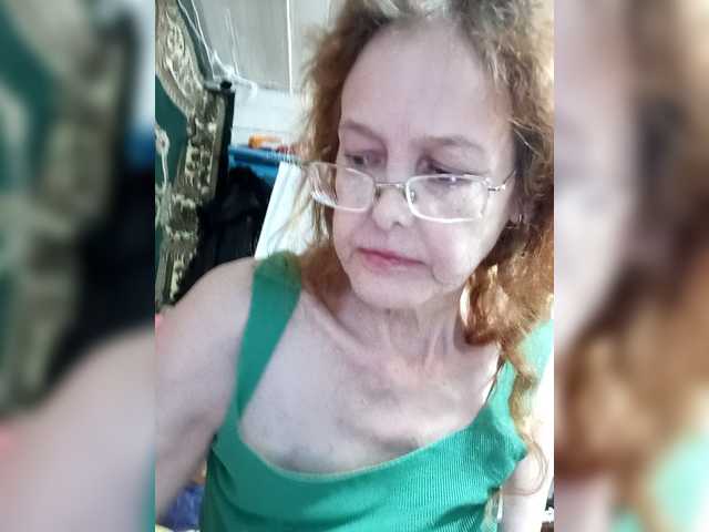 Madam-oss's BongaCams show and profile