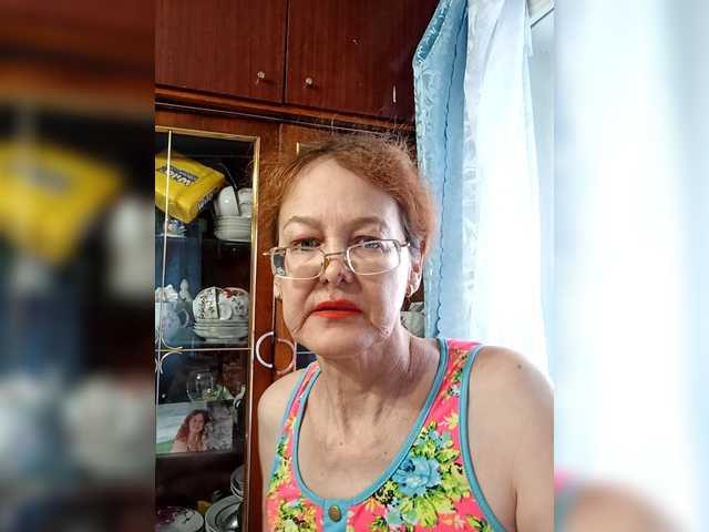 Madam-oss's BongaCams show and profile