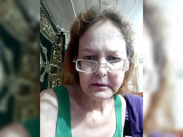 Madam-oss's BongaCams show and profile