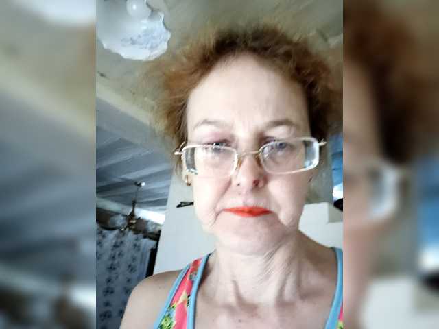 Madam-oss's BongaCams show and profile