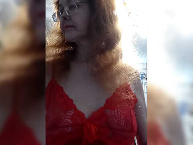 Madam-oss's BongaCams show and profile