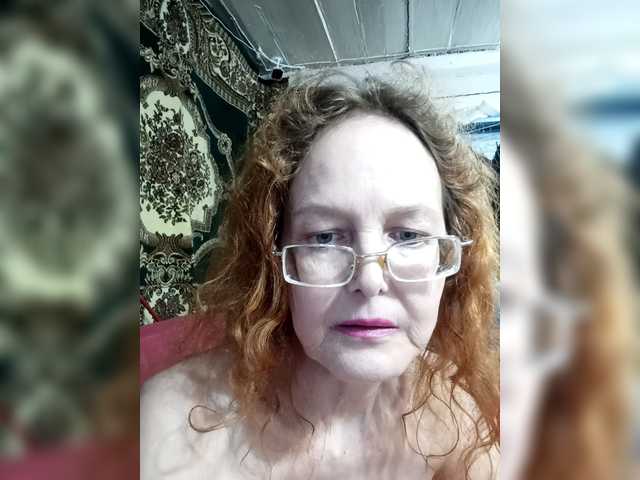 Madam-oss's BongaCams show and profile