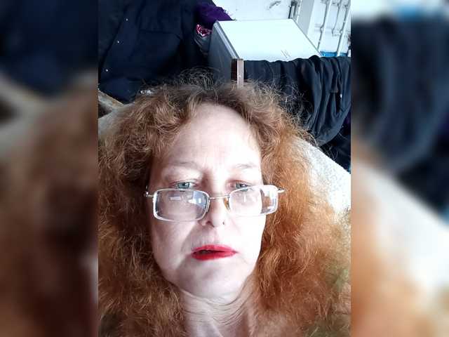 Madam-oss's BongaCams show and profile