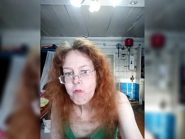 Madam-oss's BongaCams show and profile