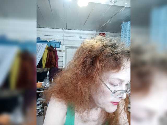 Madam-oss's BongaCams show and profile