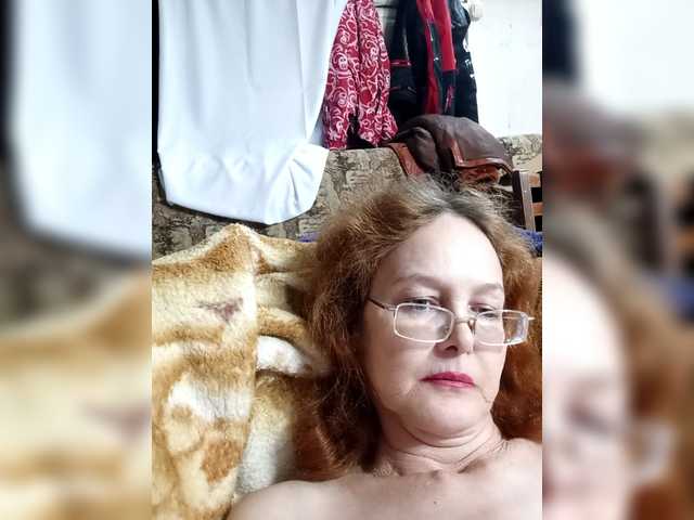 Madam-oss's BongaCams show and profile