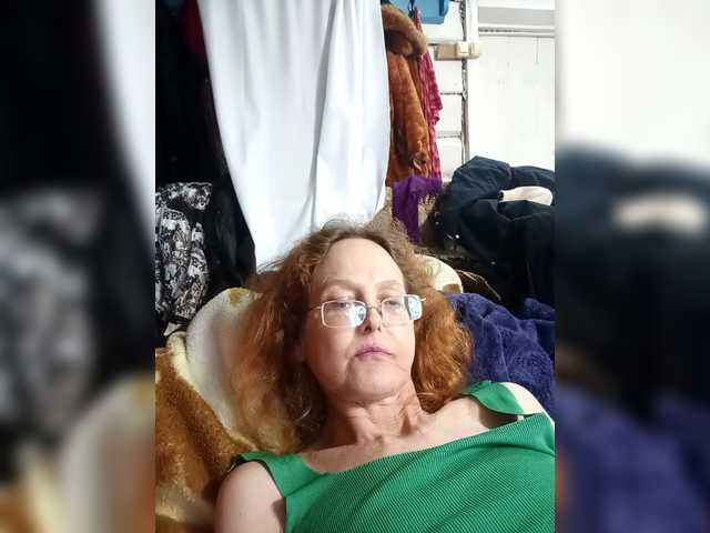 Madam-oss's BongaCams show and profile