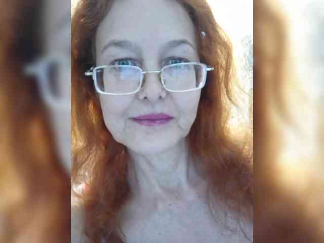 Madam-oss's webcam live show