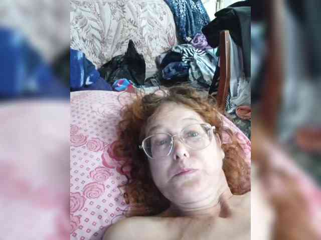 Madam-oss's webcam live show