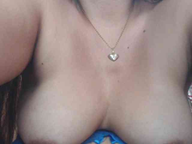 Precious0088 webcam