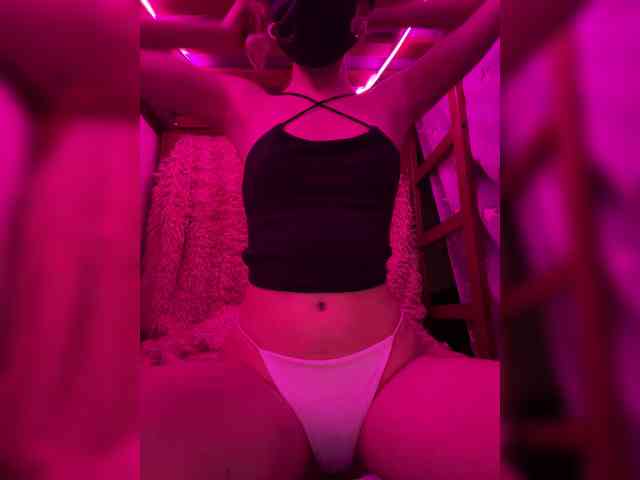 Asechka_888100 webcam
