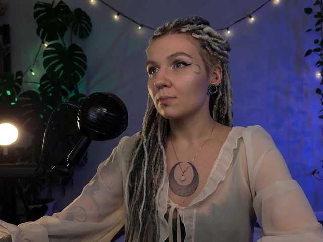 bySOVA's BongaCams show and profile