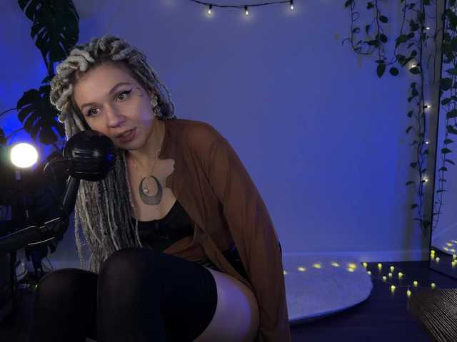 bySOVA's BongaCams show and profile