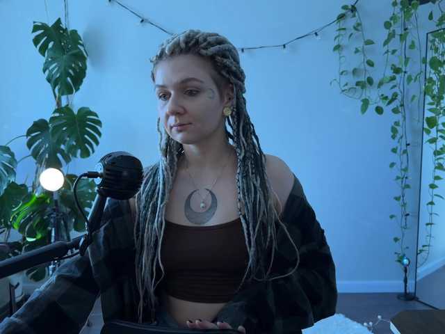 bySOVA's BongaCams show and profile