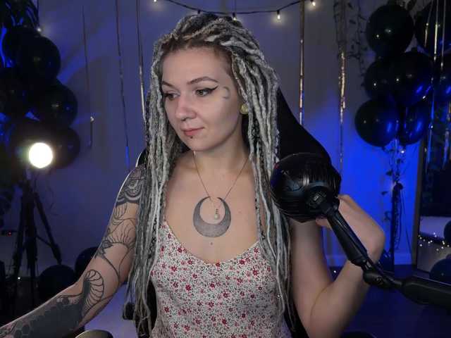 bySOVA's BongaCams show and profile