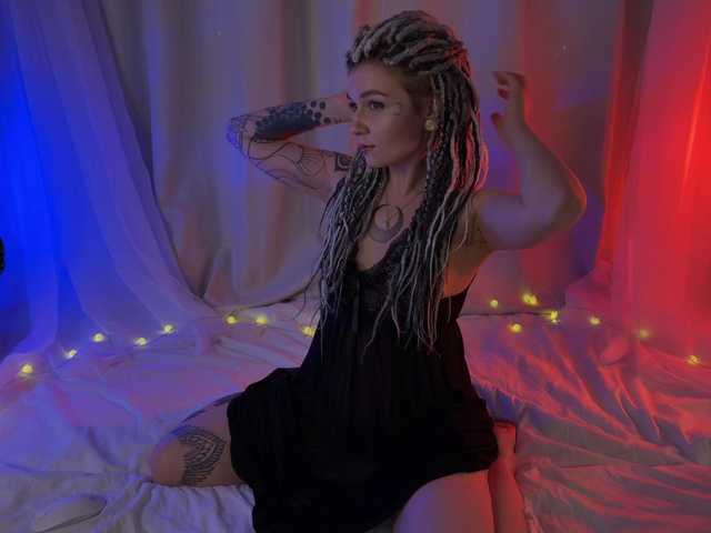 bySOVA's BongaCams show and profile