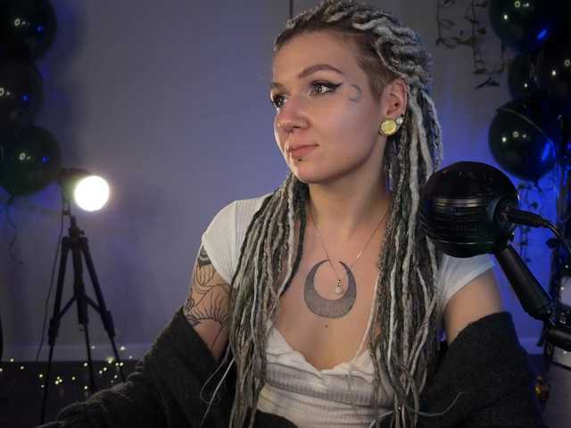 bySOVA's BongaCams show and profile