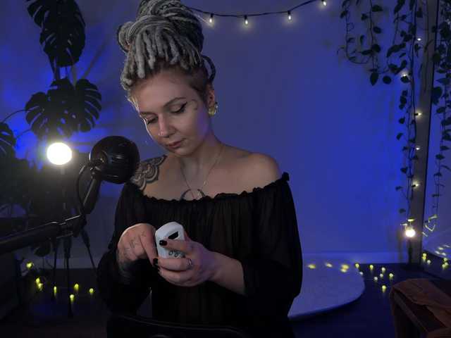 bySOVA's BongaCams show and profile