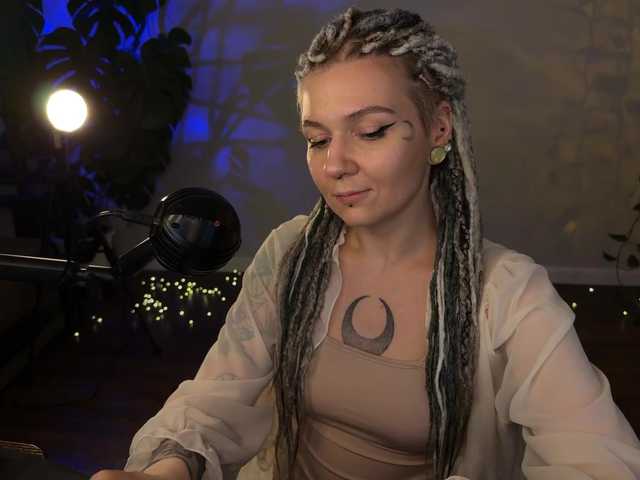 bySOVA's BongaCams show and profile