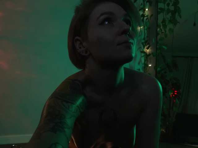 bySOVA's BongaCams show and profile