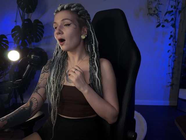 bySOVA's BongaCams show and profile