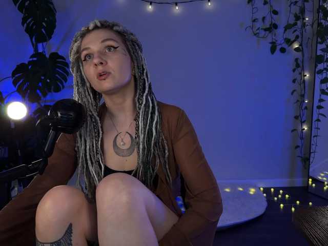 bySOVA's BongaCams show and profile
