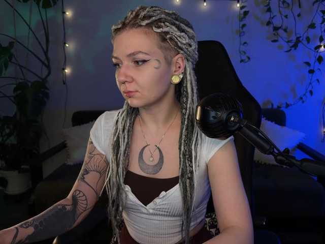 bySOVA's BongaCams show and profile