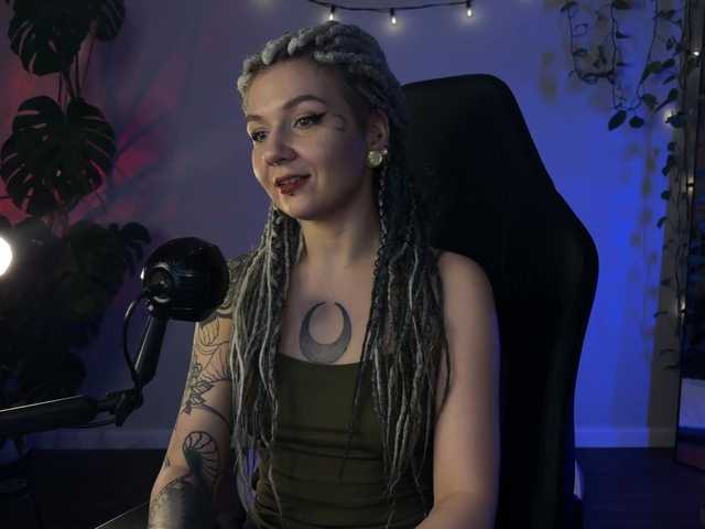 bySOVA's BongaCams show and profile