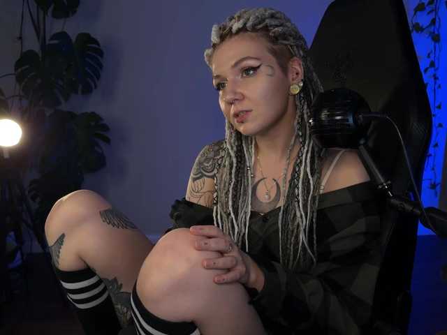 bySOVA's BongaCams show and profile